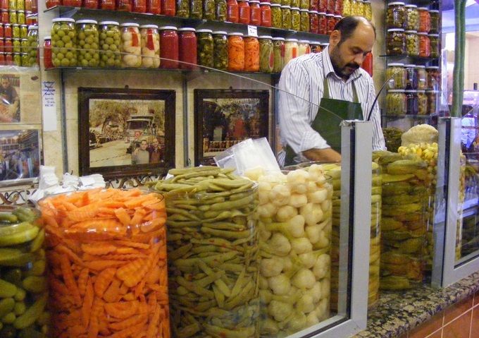 Petek pickle shop Istanbul